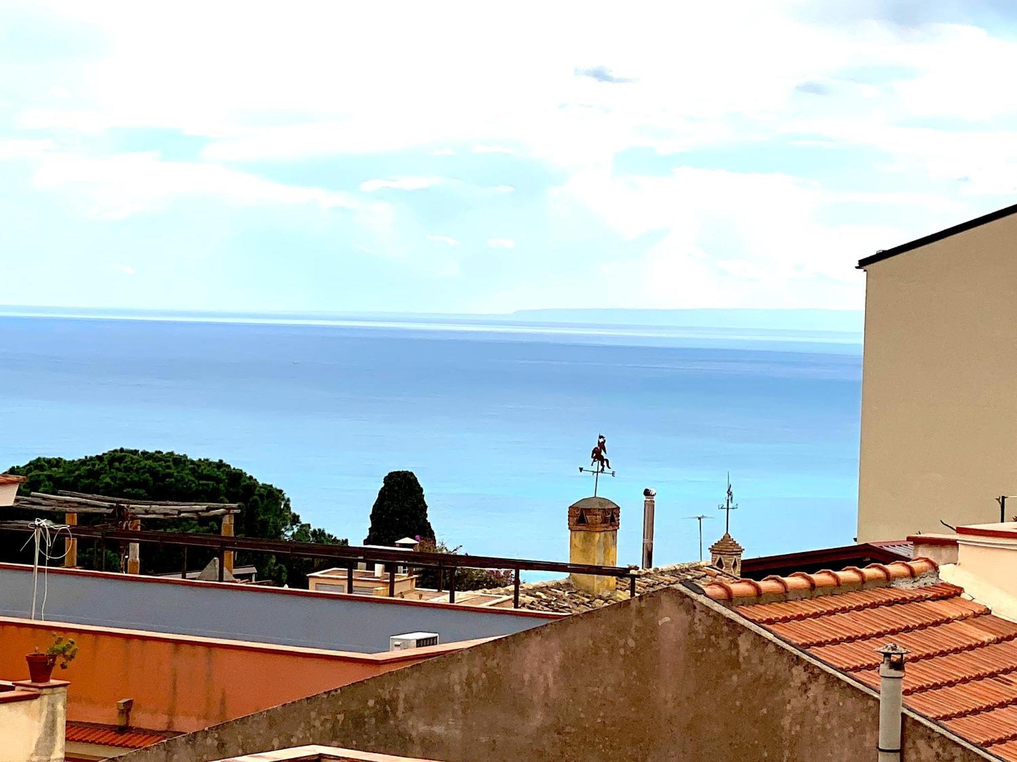 Arche Apartment Taormina Buitenkant foto
